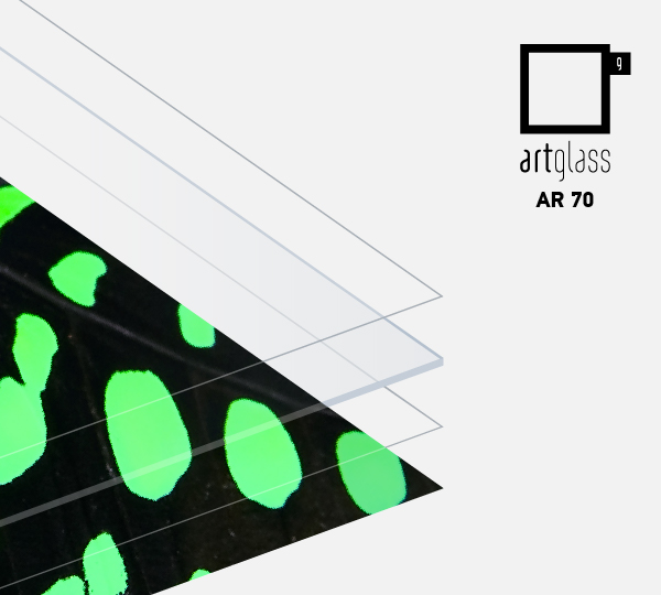 Artglass AR70 2mm. Anti- reflective glass with ~70% UV protection. 1200x1600mm. 4 sheets per box. Total 7.68m2. Sqm price 51€